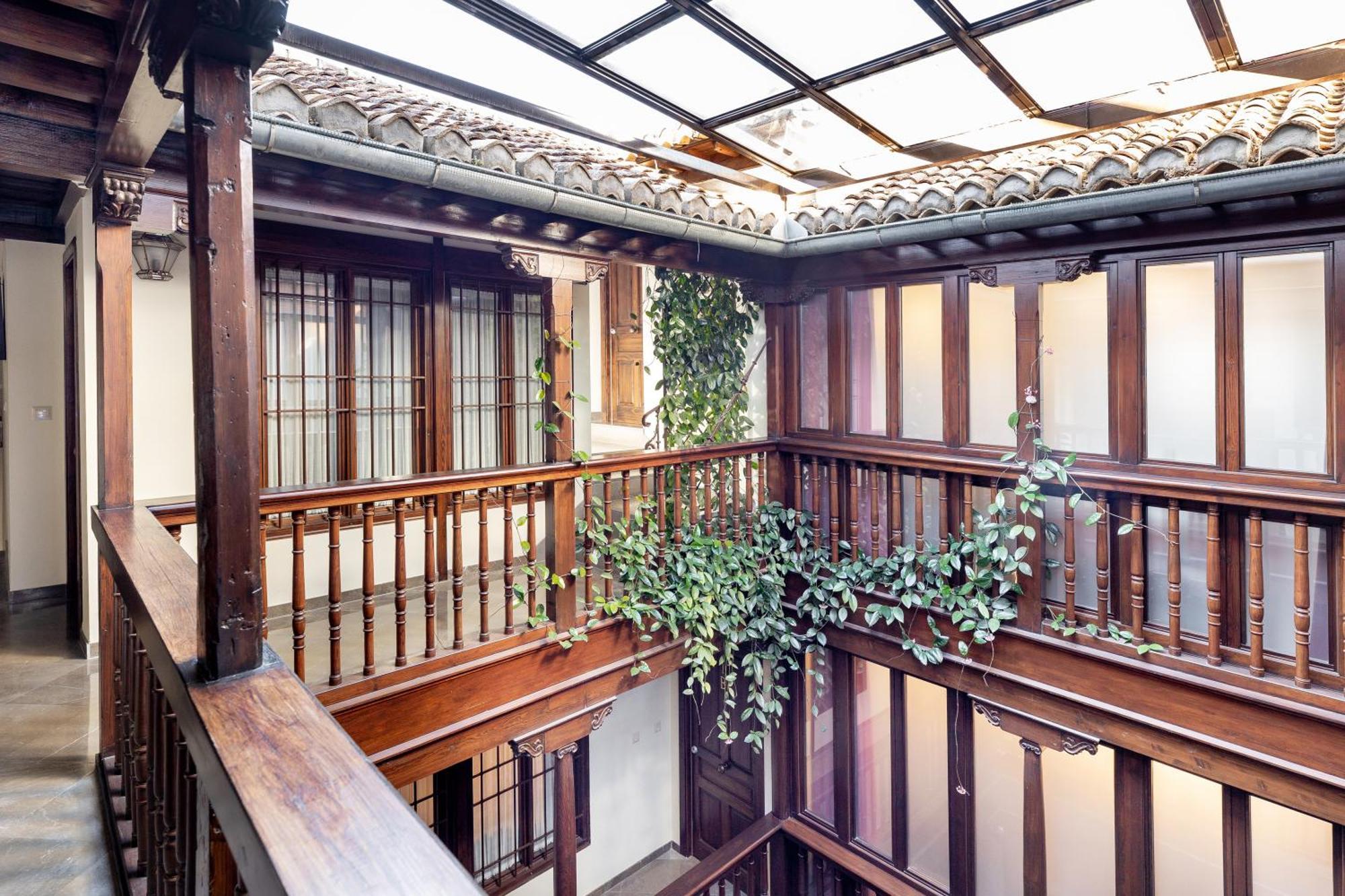 Apartamentos En Pleno Centro, Aljibe Rodrigo Del Campo 1A グラナダ エクステリア 写真