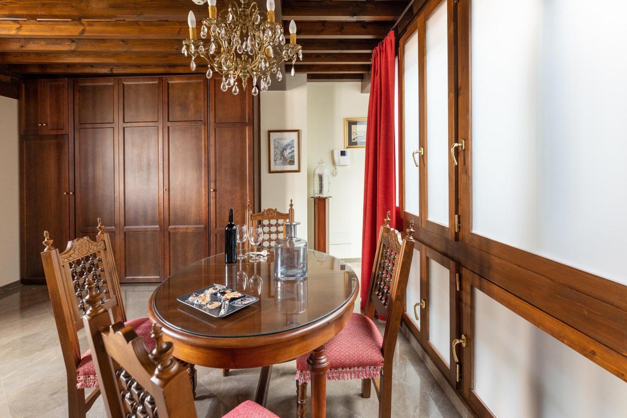 Apartamentos En Pleno Centro, Aljibe Rodrigo Del Campo 1A グラナダ エクステリア 写真