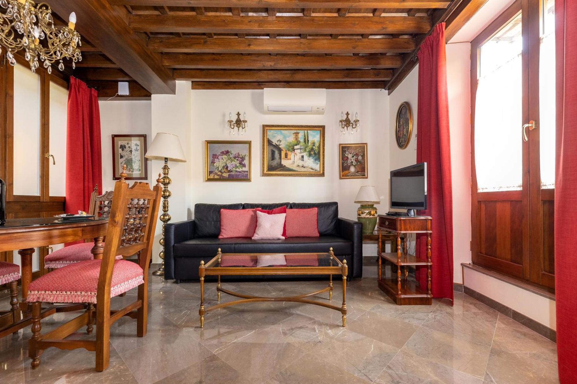 Apartamentos En Pleno Centro, Aljibe Rodrigo Del Campo 1A グラナダ エクステリア 写真
