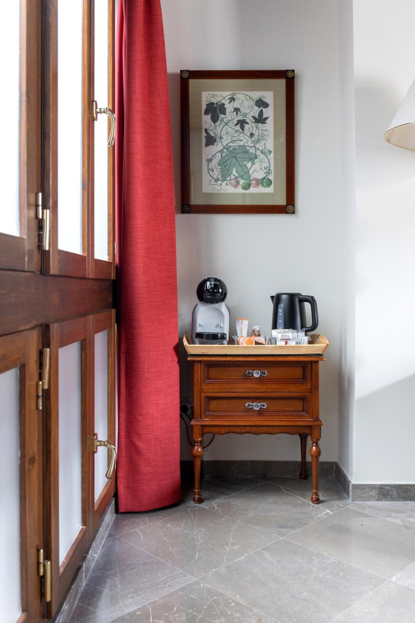 Apartamentos En Pleno Centro, Aljibe Rodrigo Del Campo 1A グラナダ エクステリア 写真